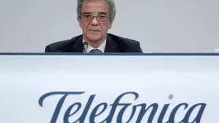 El presidente de Telefónica, en una junta de accionistas.