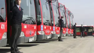 Imagen de archivo de presentación de nuevos autobuses de TUZSA