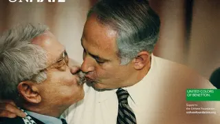 Beso del líder de la ANP y el isarelí Benhamin Netanyahu