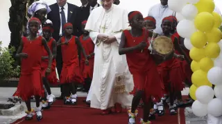 El Papa, durante su visita a Benin