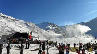 Aragón reedita la campaña de oferta de esquí y alojamiento entre semana en sus 7 estaciones