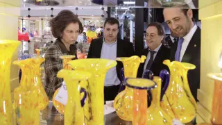 La Reina ha visitado una empresa de artesanía en Mallorca