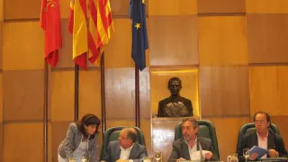 Imagen de archivo de un pleno en el Ayuntamiento de Zaragoza