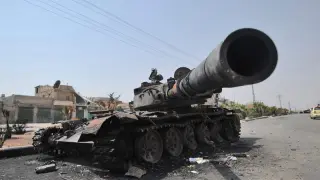 Un tanque del Ejército en las calles de Alepo