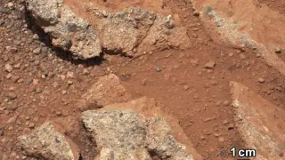 Imagen de rocas en Marte, enviada por el Curiosity, que evidencian antiguas corrientes de agua