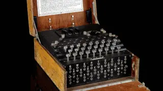 Una de las máquinas Enigma