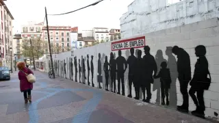 Un mural alerta del problema del desempleo, en Zaragoza