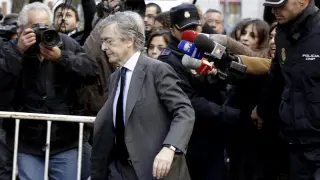 Jorge Trías a su llegada a la sede de la fiscalía de Anticorrupción