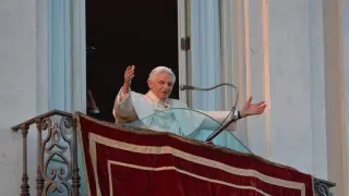 Benedicto XVI se despidió este jueves de sus fieles