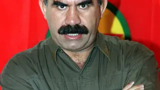 El líder del grupo armado PKK pide dejar las armas