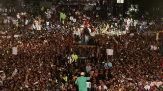 Capriles y Maduro cierran la campaña electoral más corta de la historia de Venezuela