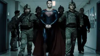 Superman contra todo un ejército