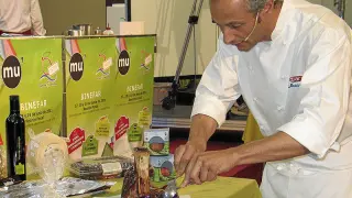 El cocinero Jesús Almagro realiza una demostración culinaria durante la anterior edición, en 2011.