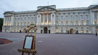 El nacimiento del heredero a las puertas del londinense palacio de Buckingham