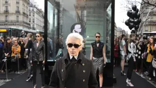 El diseñador trabajó para Chanel desde 1983 hasta el día de su muerte.