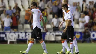 Jugadores del Valencia tras el partido