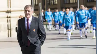 Paco Herrera, listo para posar en la foto oficial del Real Zaragoza