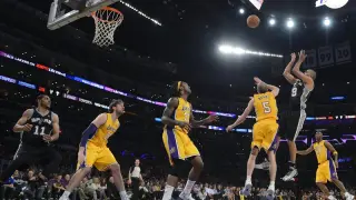 Partido entre Los Angeles Lakers y San Antonio Spurs