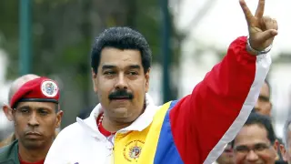Maduro insta a los venezolanos a votar para "regalarle una victoria a Hugo Chávez"