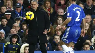 José Mourinho este sábado en Stamford Bridge