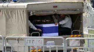 El ataúd de Sharon ha estado cubierto por una bandera de Israel.
