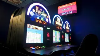 Una sala de bingo electrónico zaragozana