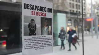 Cartel del joven desaparecido en Zaragoza