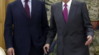 El rey Juan Carlos junto al ministro de Asuntos Exteriores de Rusia, Serguéi Lavrov.