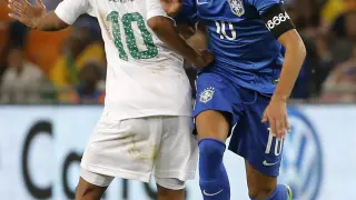 Neymar contra Thulani Serero