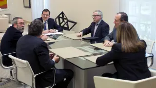 Mariano Rajoy en la reunión con empresarios y sindicatos