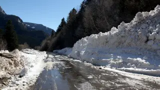 Carretera limpia ya de nieve
