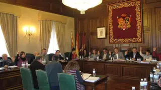 Imagen de archivo del pleno del Ayuntamiento de Teruel