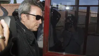 Ortega Cano durante su entrada en prisión