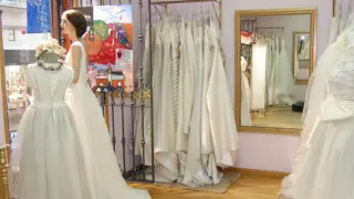 Taller de vestidos de novia Estatus Costura en Zaragoza