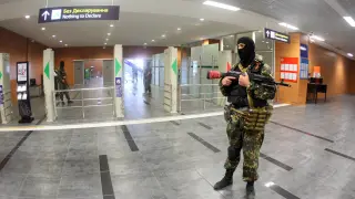 Militares ucranianos en el aeropuerto de Donestk