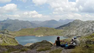 El Pirineo aragonés acoge decenas de campamentos cada verano.