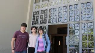 Tres de los estudiantes de Filosofía de la UZ