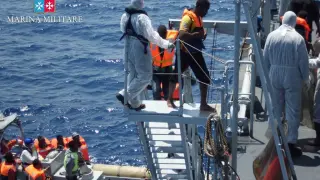 Operación de rescate en aguas italianas