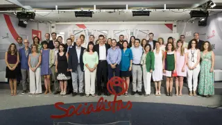 Foto de familia de la nueva ejecutiva de Sanchez