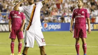 Totti marcó el gol de la victoria romana