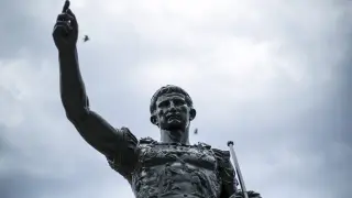 Escultura de César Augusto