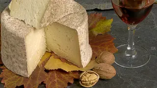 El Benasqués es un queso de pasta prensada y no cocida
