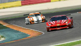 Un instante de la carrera de 4 Horas GT/Turismos disputada ayer.
