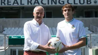 Adán Pérez, nuevo jugador del Racing.