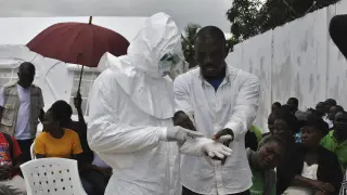 Control de ébola en una de las zonas afectadas