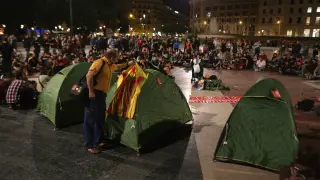 Acampada en Barcelona este jueves por la noche antes de la retirada de las tiendas