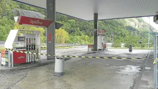 Una gasolinera precintada