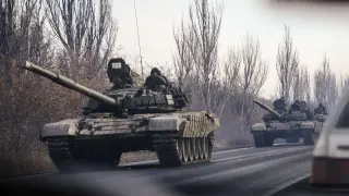 Los tanques prorrusos en Donetsk
