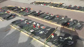 Homenaje a las víctimas de accidentes de tráfico en la plaza del Pilar