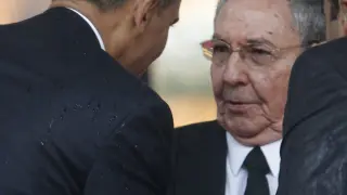 Raúl Castro exige el fin del "bloqueo que provoca enormes daños humanos y económicos"